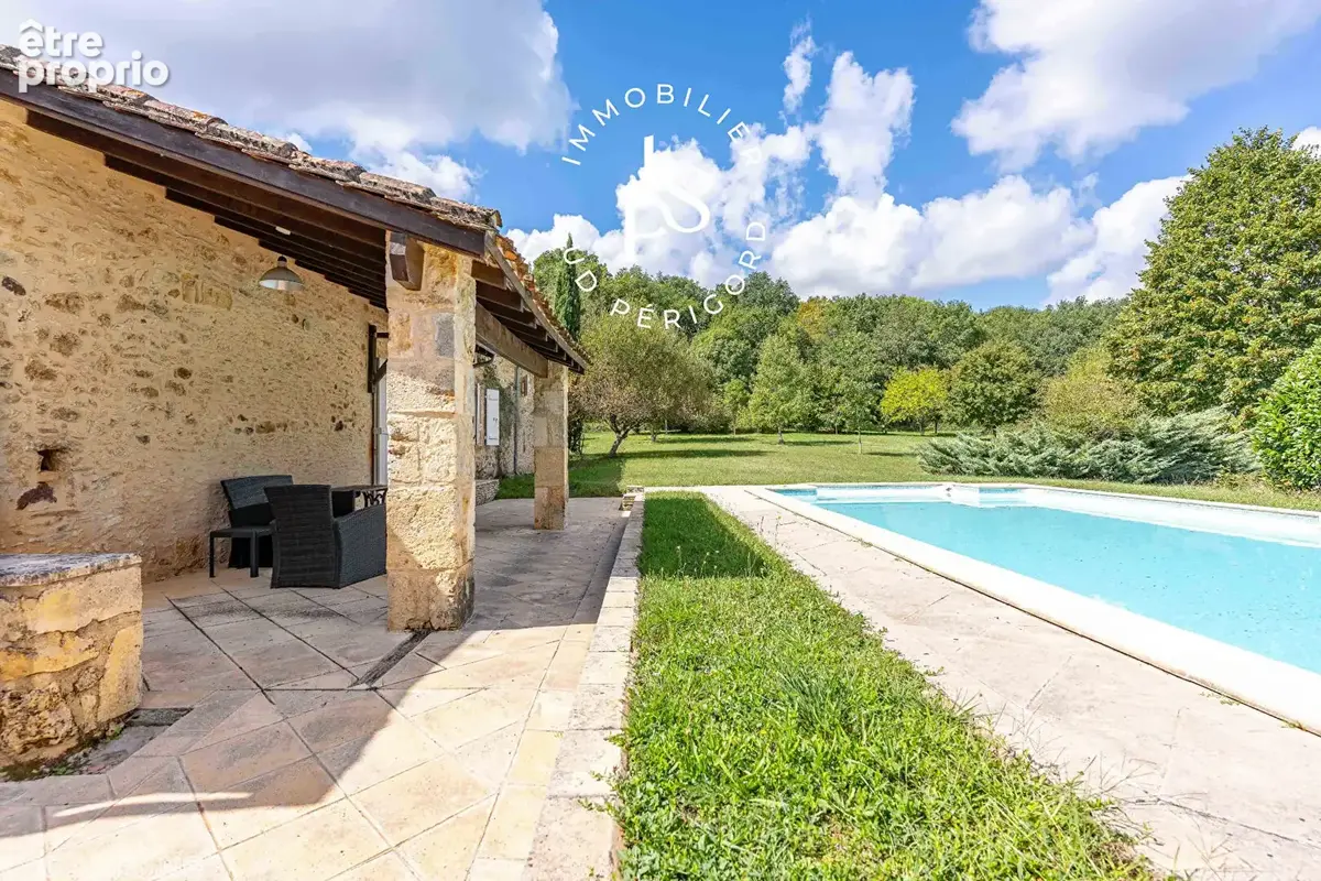 Maison en pierre avec piscine et dépendances - Lacapelle Biron - photo 14