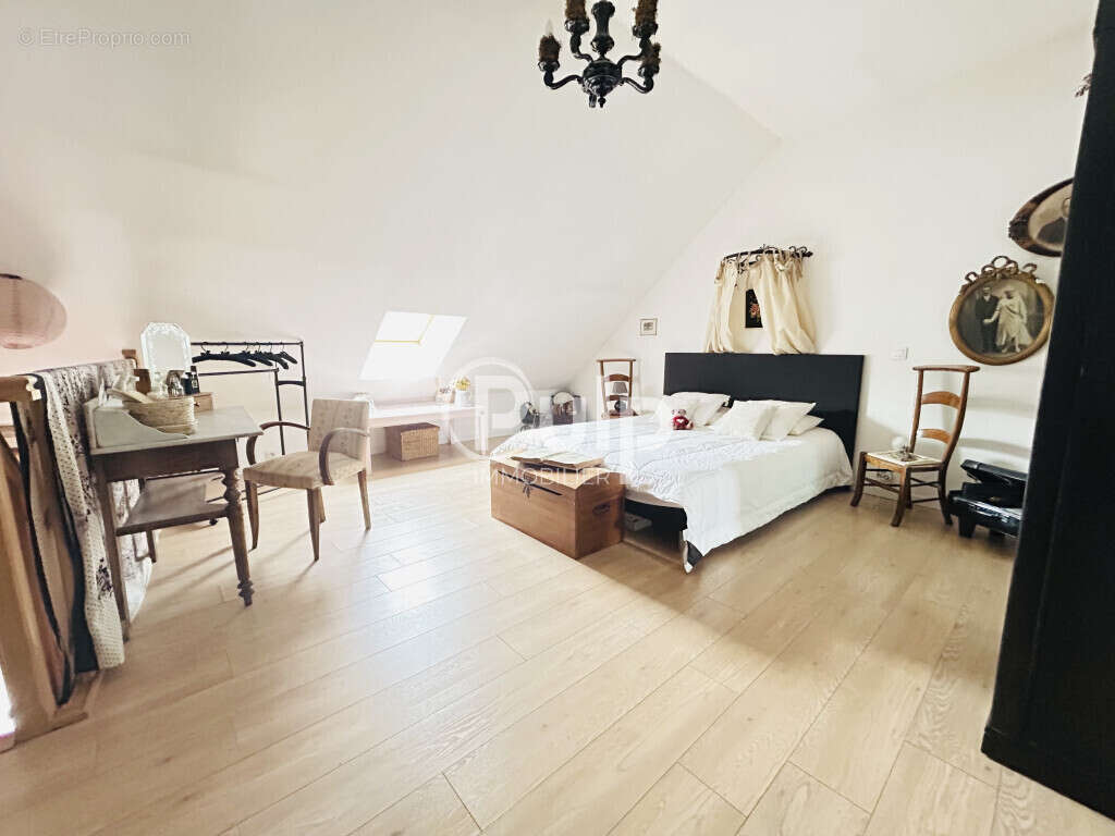 Appartement à SALLAUMINES