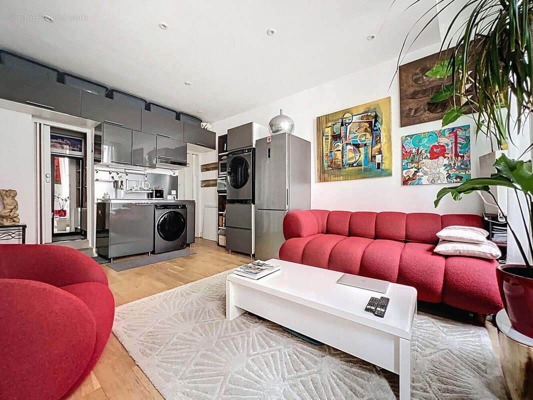 Appartement à PARIS-2E