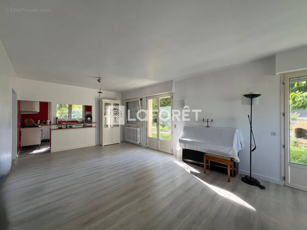 Maison à SAINT-JACQUES-SUR-DARNETAL