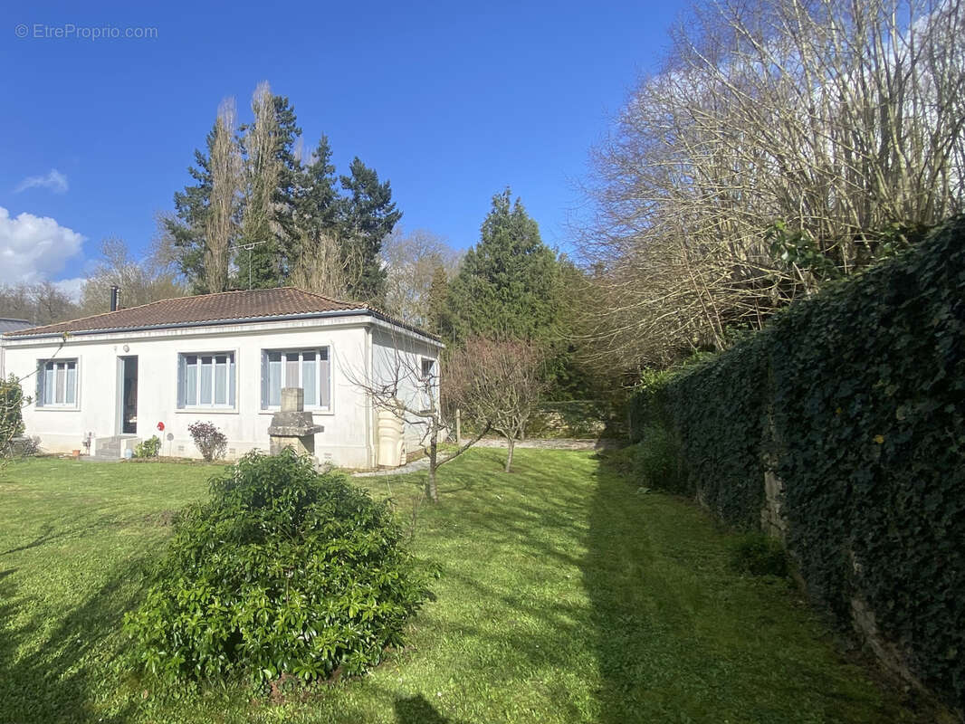 Maison à ECHIRE
