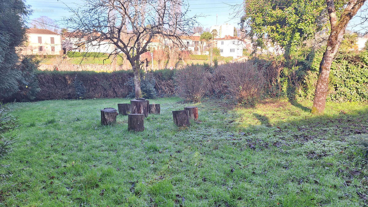 20251218_111113 - Maison à NONTRON