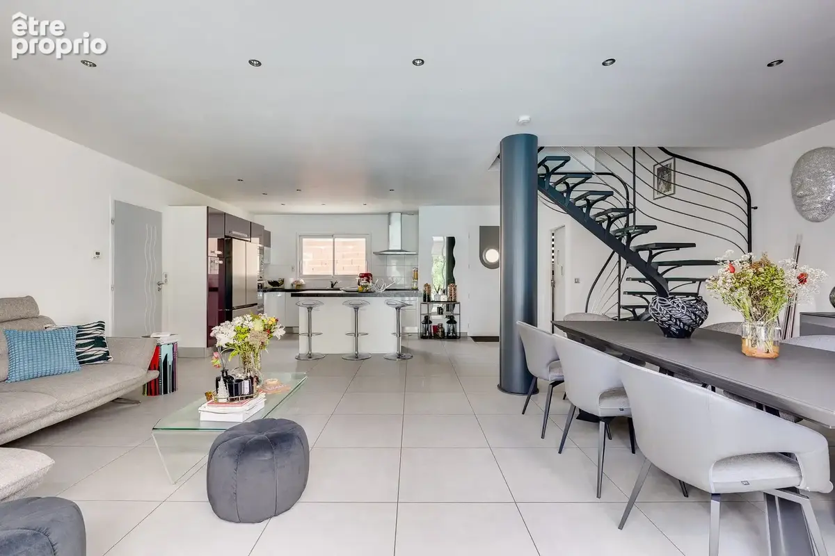 Maison 5 pièces 150 m² à vendre à Frouzins (31270) - photo 4