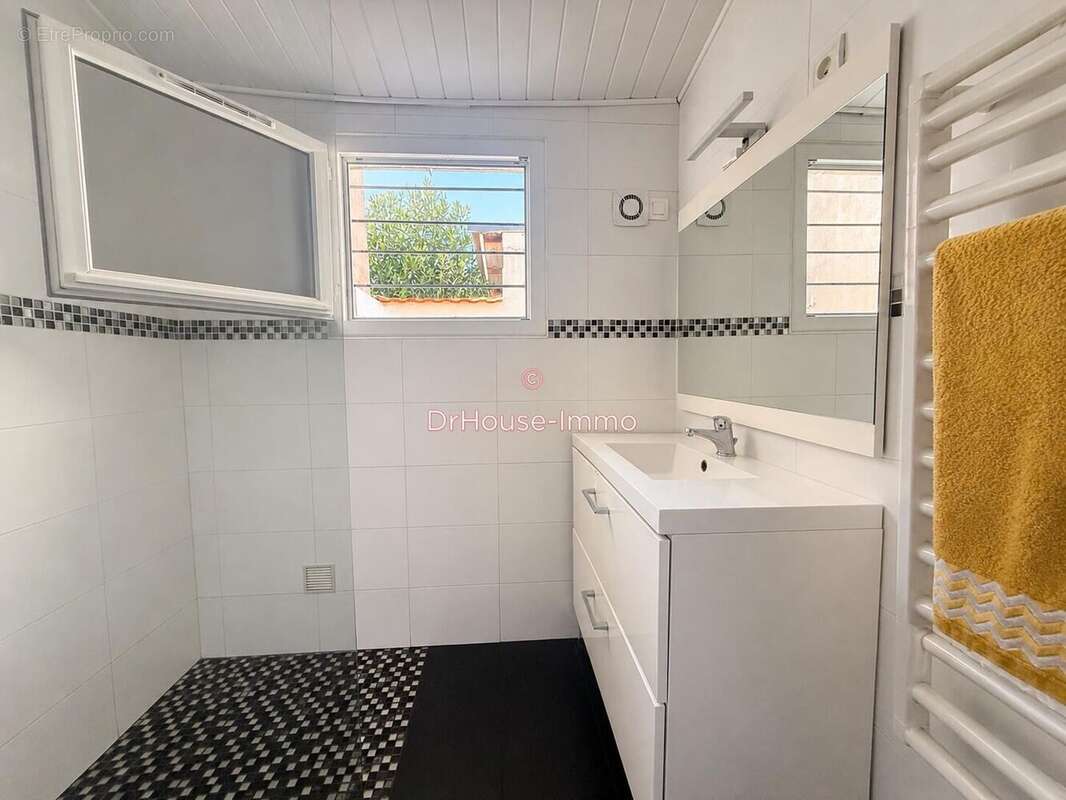 Maison 48 m² à Cenon  - photo 15