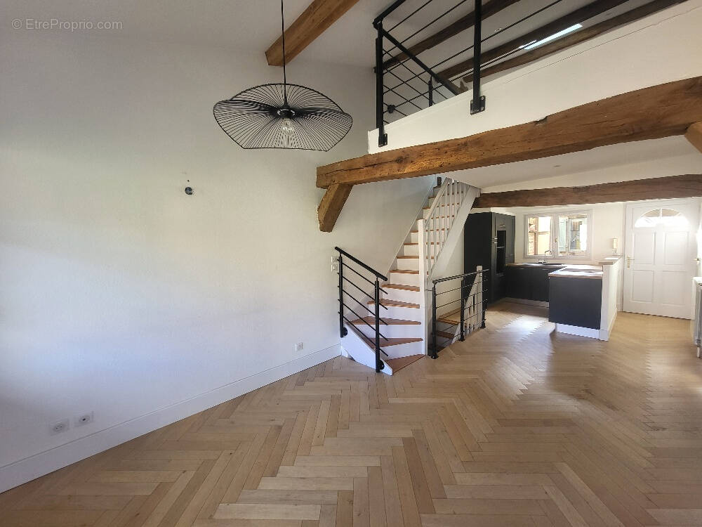 Appartement à CHATILLON-SUR-CHALARONNE