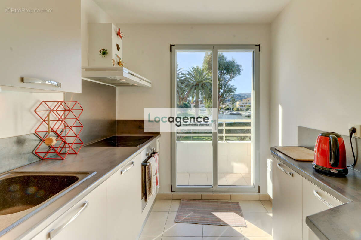 Appartement à MANDELIEU-LA-NAPOULE