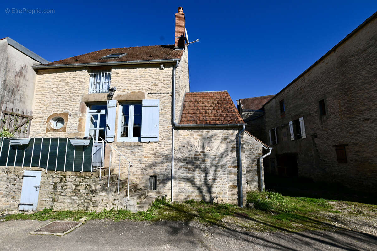 Maison à SAINT-PERE