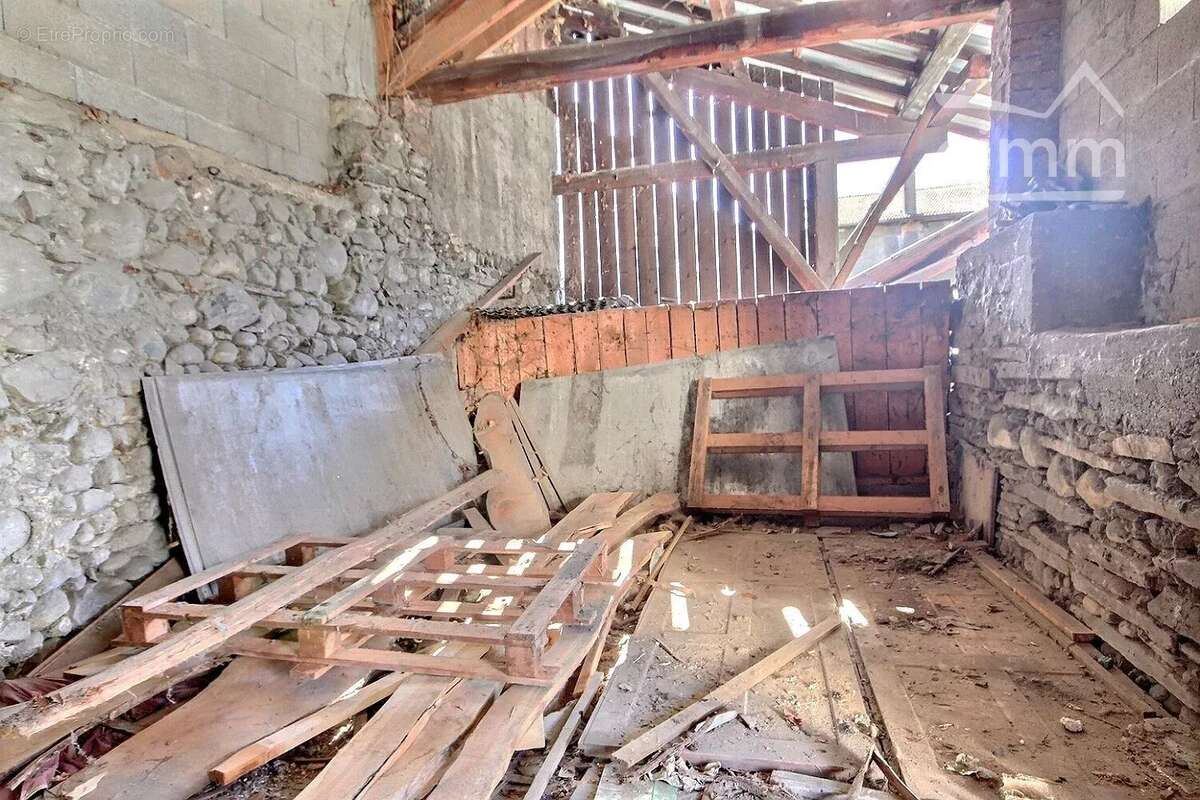 Maison à VILLARD-BONNOT