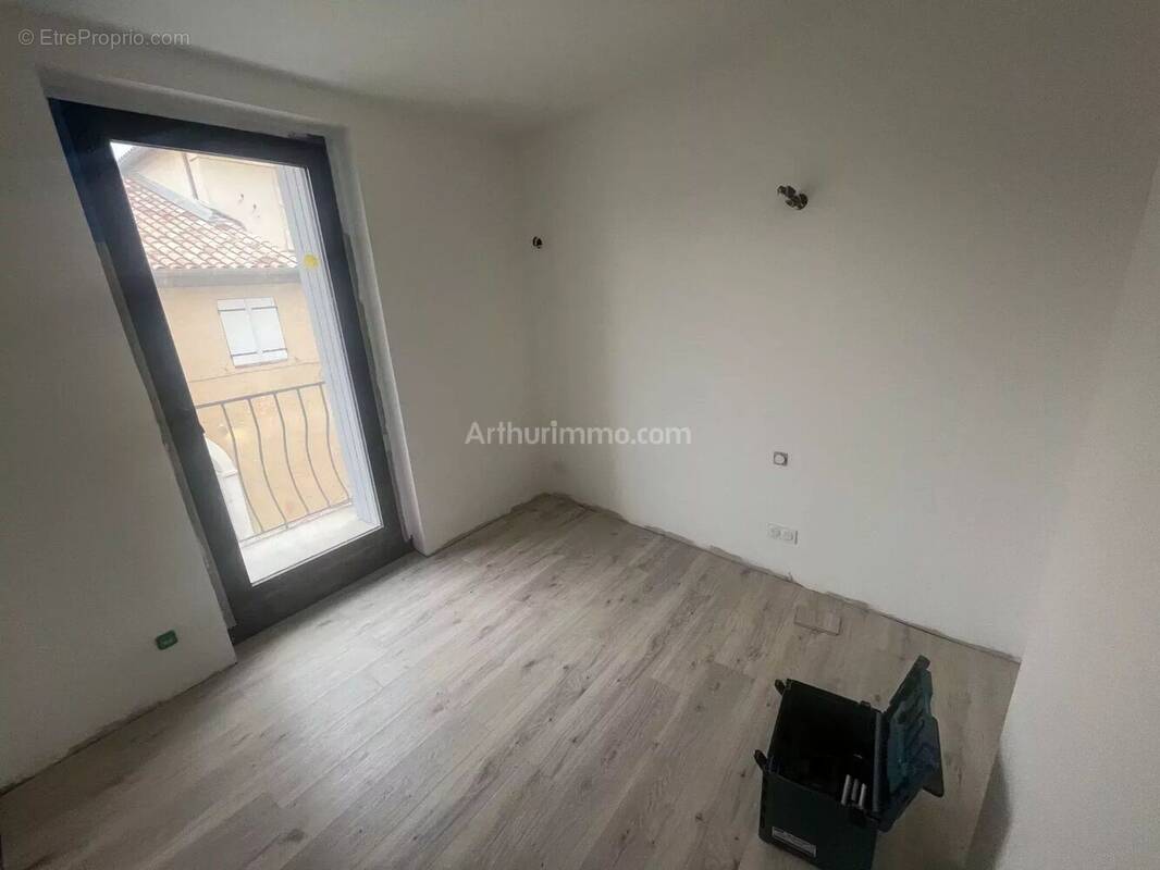 Appartement à CABRIERES
