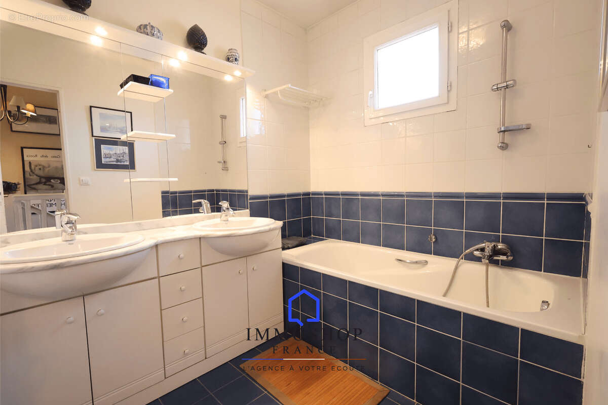 Maison à MARSEILLE-11E