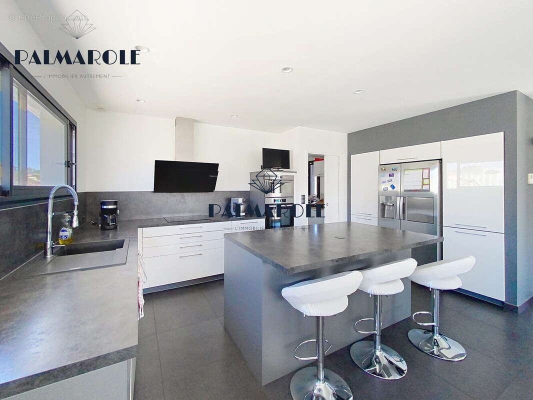 Maison à CORNEILLA-LA-RIVIERE