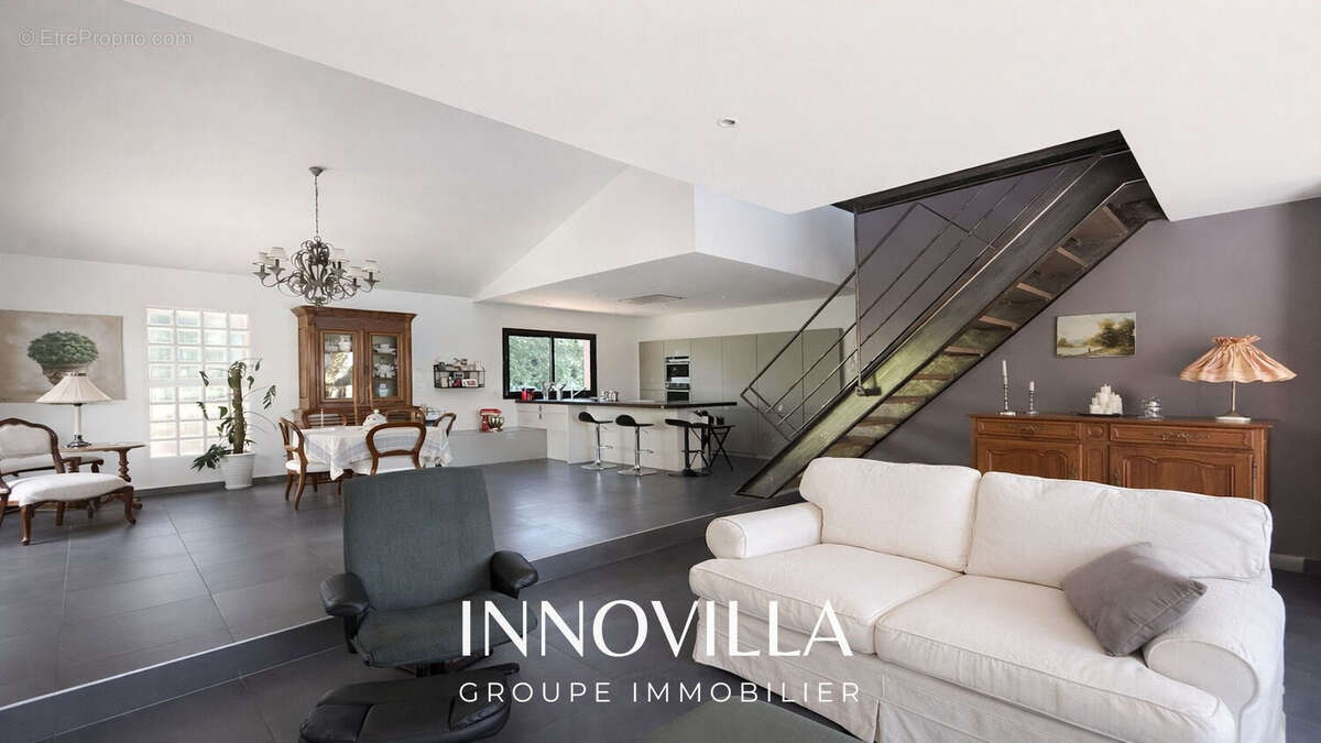 Maison à LAPEYROUSE-FOSSAT