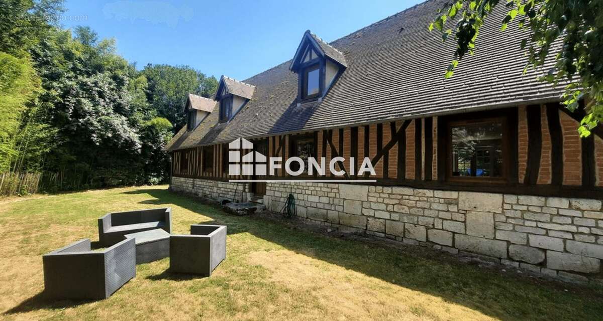 Le Mesnil-Jourdain – Belle maison familiale T6 (165 m²) rénovée – 4 chambres – Terrain de 1 228 m² - photo 6