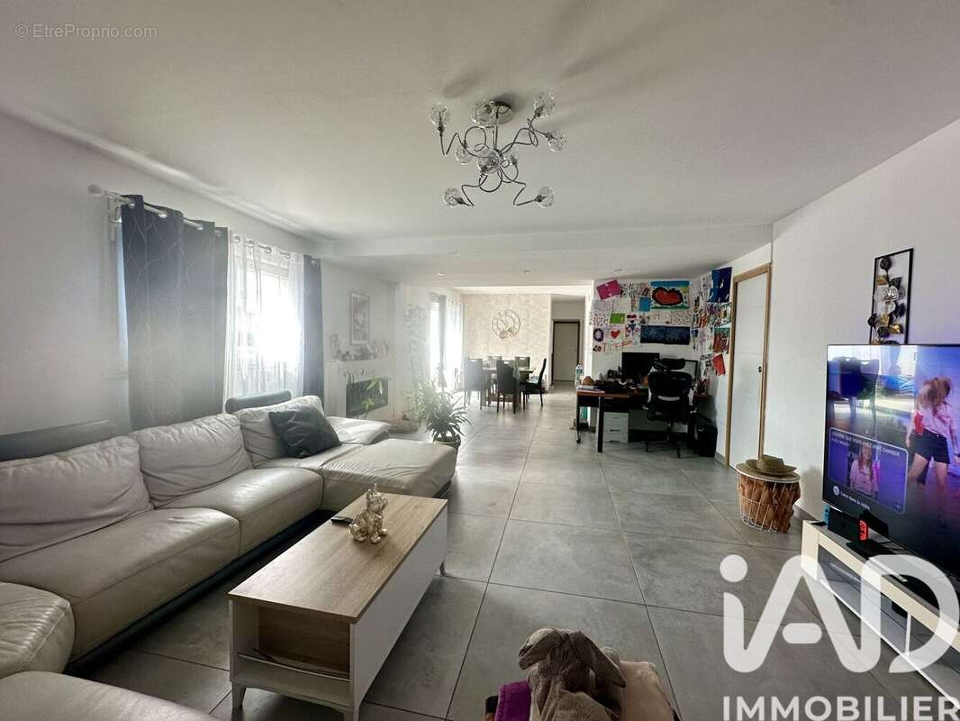 Photo 5 - Maison à LEZIGNAN-LA-CEBE