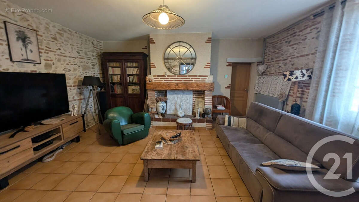 Maison à LAMAGISTERE