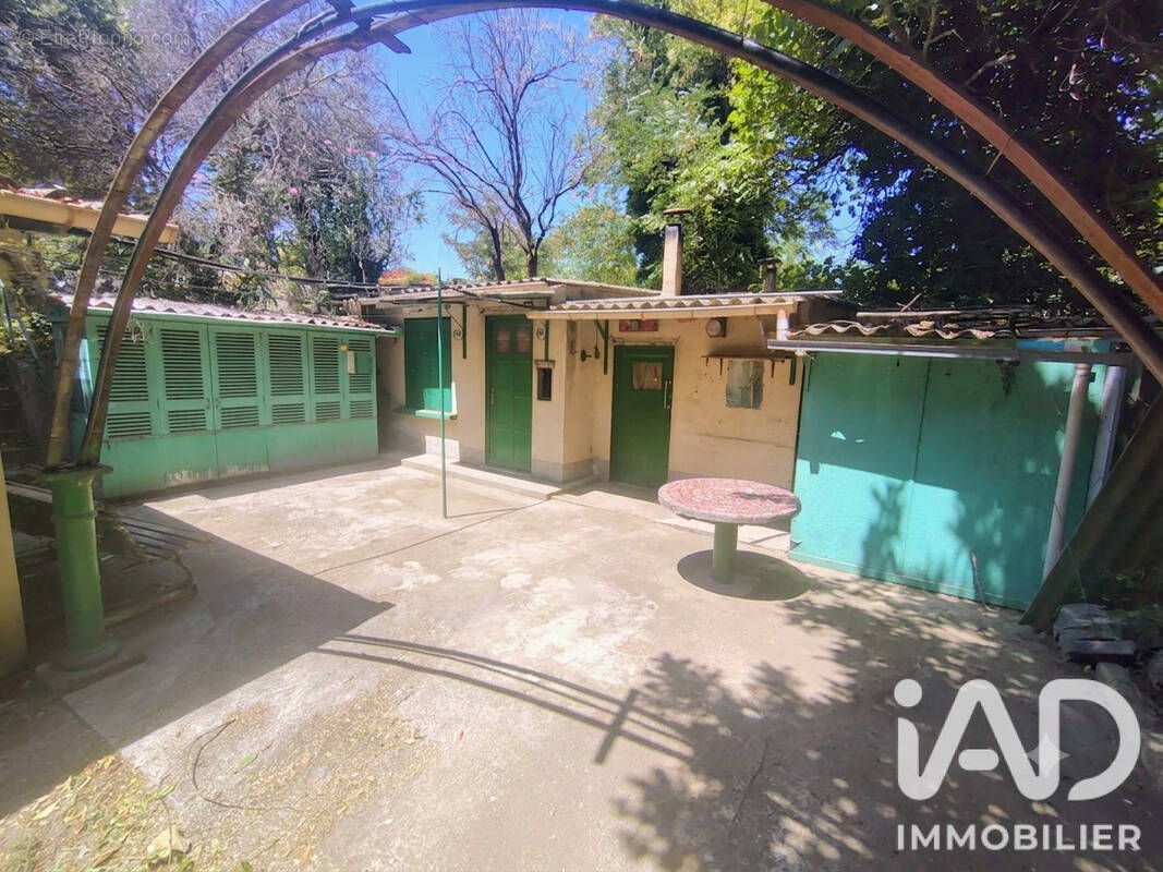 Photo 1 - Appartement à SORGUES