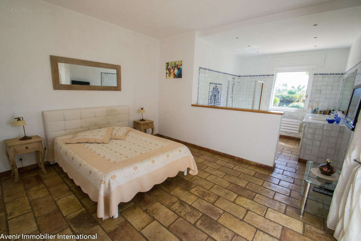Maison à BIOT