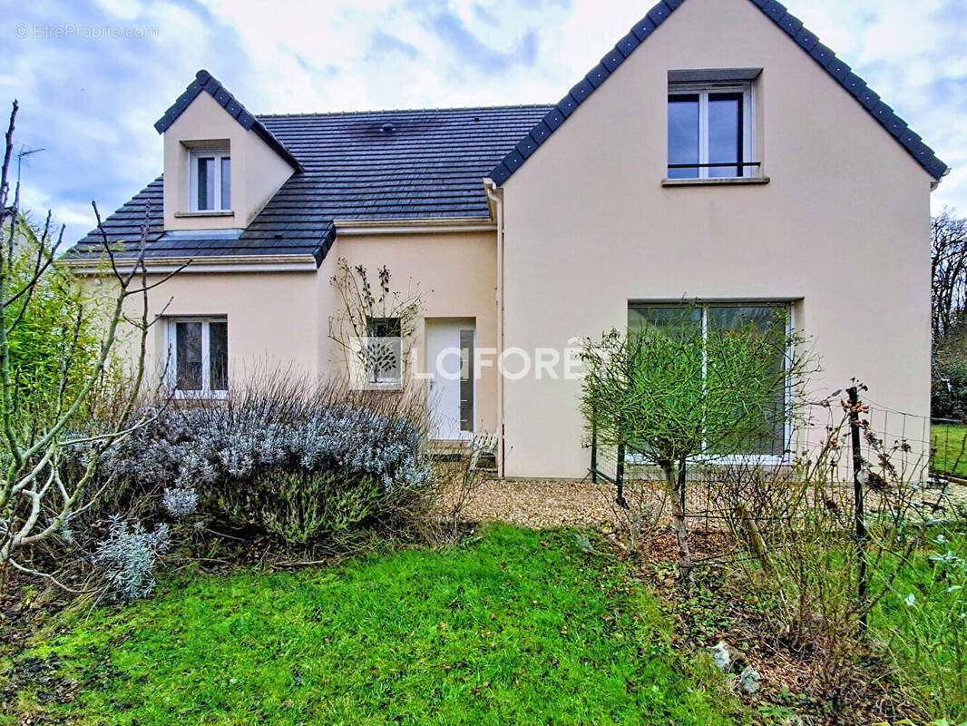 Maison à NOGENT-LE-PHAYE