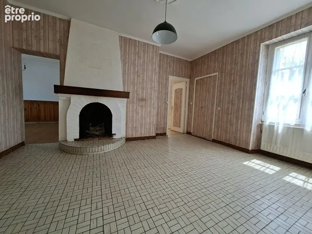 Maison en pierre + grange -Terrain env. 1 390m² -Beau potentiel - Saint-André-des-Eaux - photo 16