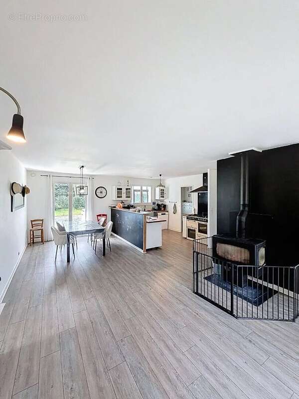 Maison à LABOUHEYRE