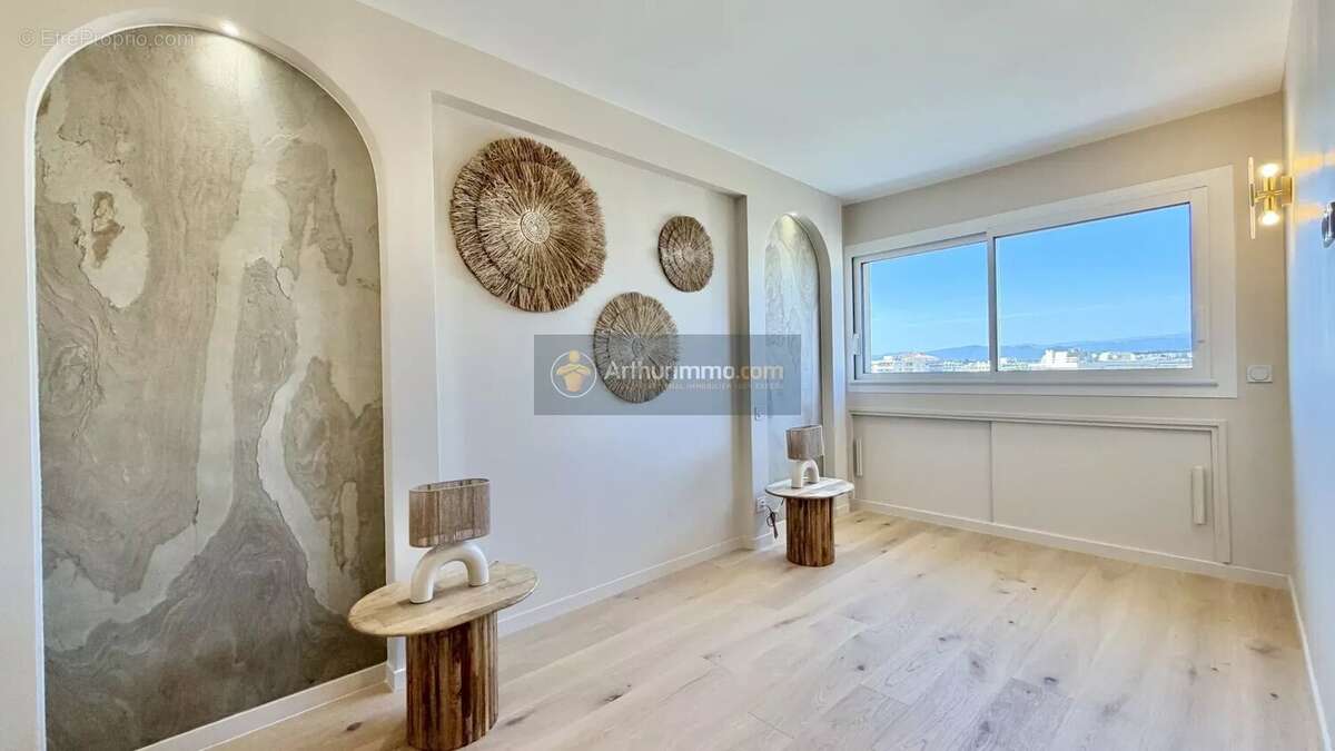 Appartement à FREJUS
