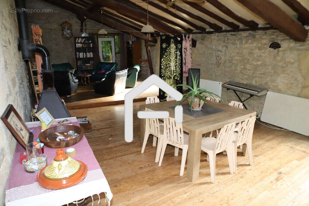 Maison à LA BASTIDE-DE-SEROU