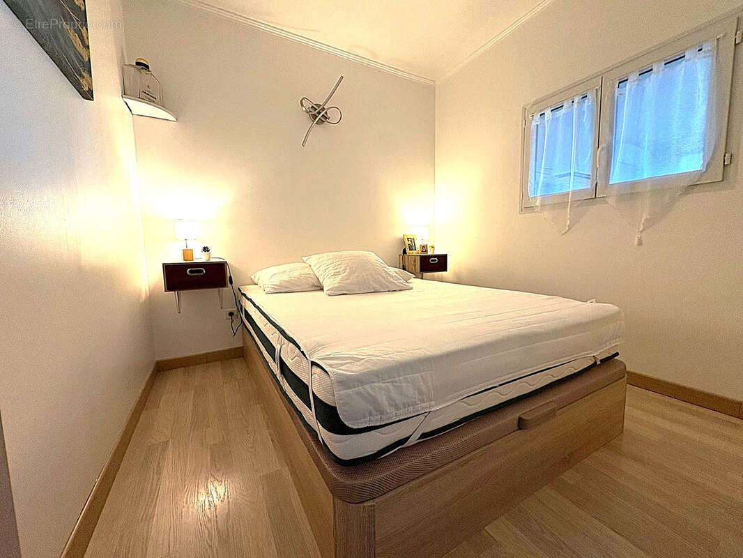 Appartement à COGOLIN