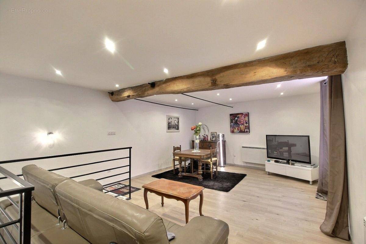 Maison à LES ABRETS