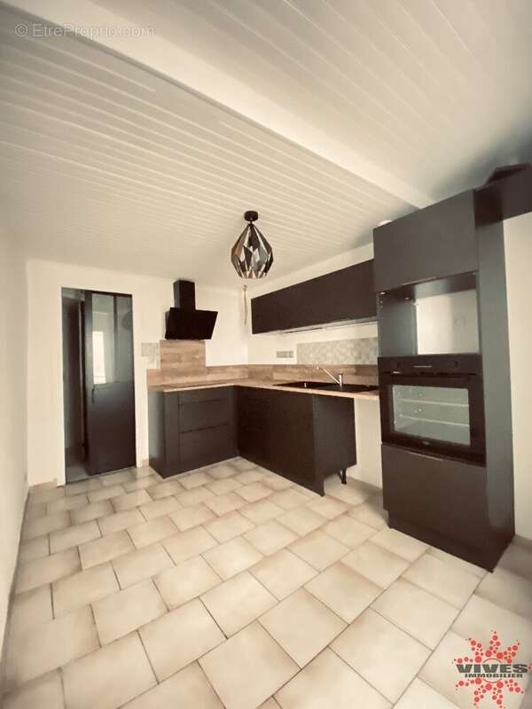 Maison à NISSAN-LEZ-ENSERUNE