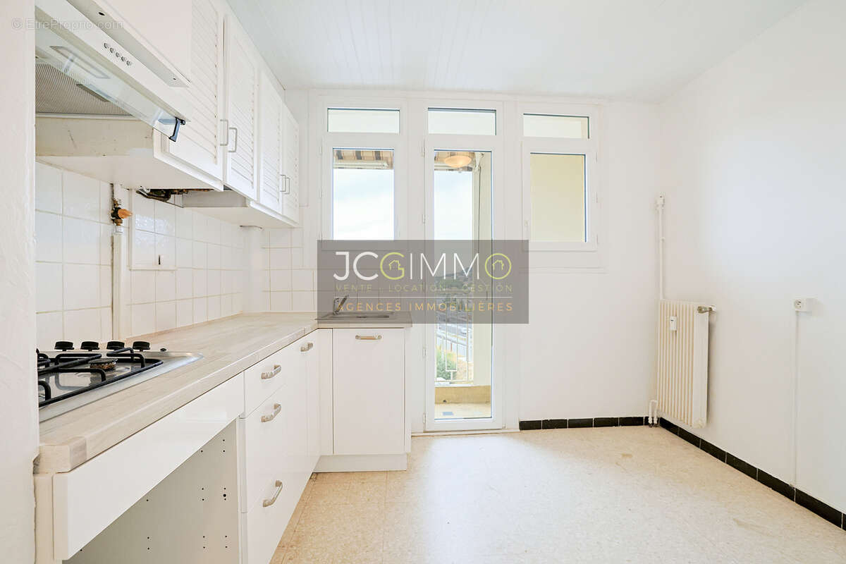 Appartement T4 de 68,93m2 loi carrez avec cave ! - photo 6