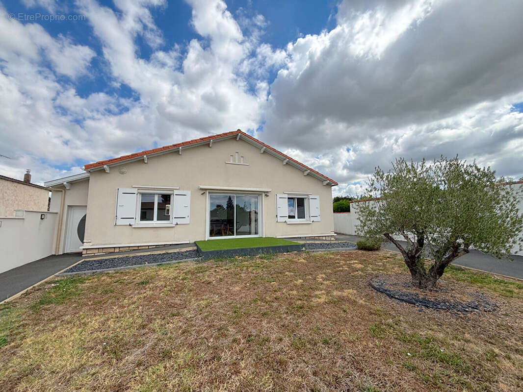 Maison d'exception à vendre au coeur de Saujon - 3 pièces, 83 m² - photo 3