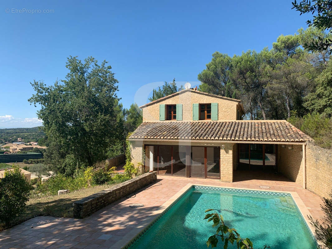 Maison à VAISON-LA-ROMAINE