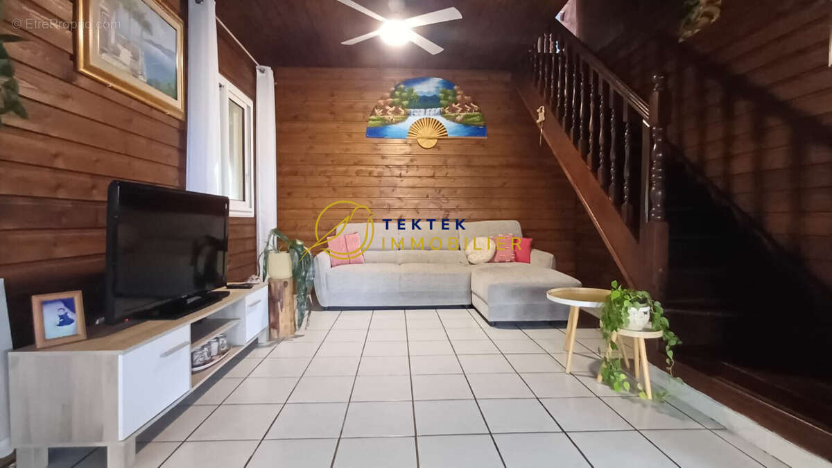 Maison à PETITE-ILE