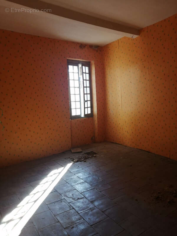 Maison à CASTELNAU-DE-MONTMIRAL