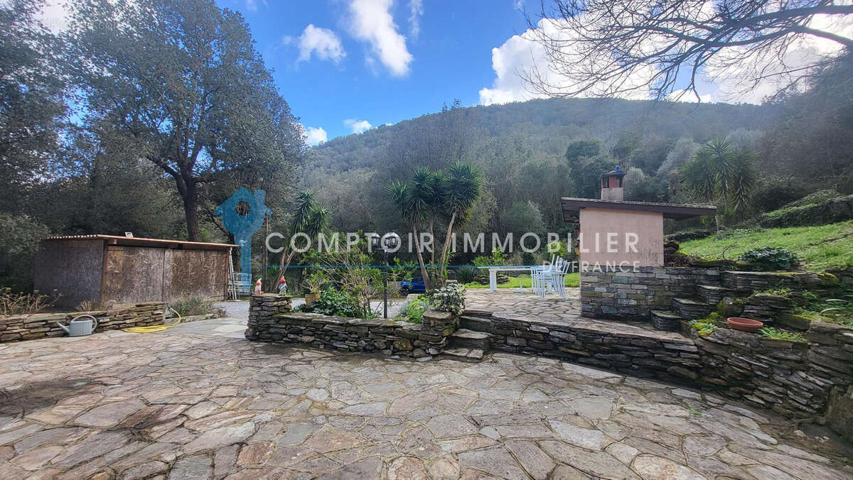 Villa P3 avec dépendance P2 au CAP CORSE sur un terrain de 1500 m2 - photo 18