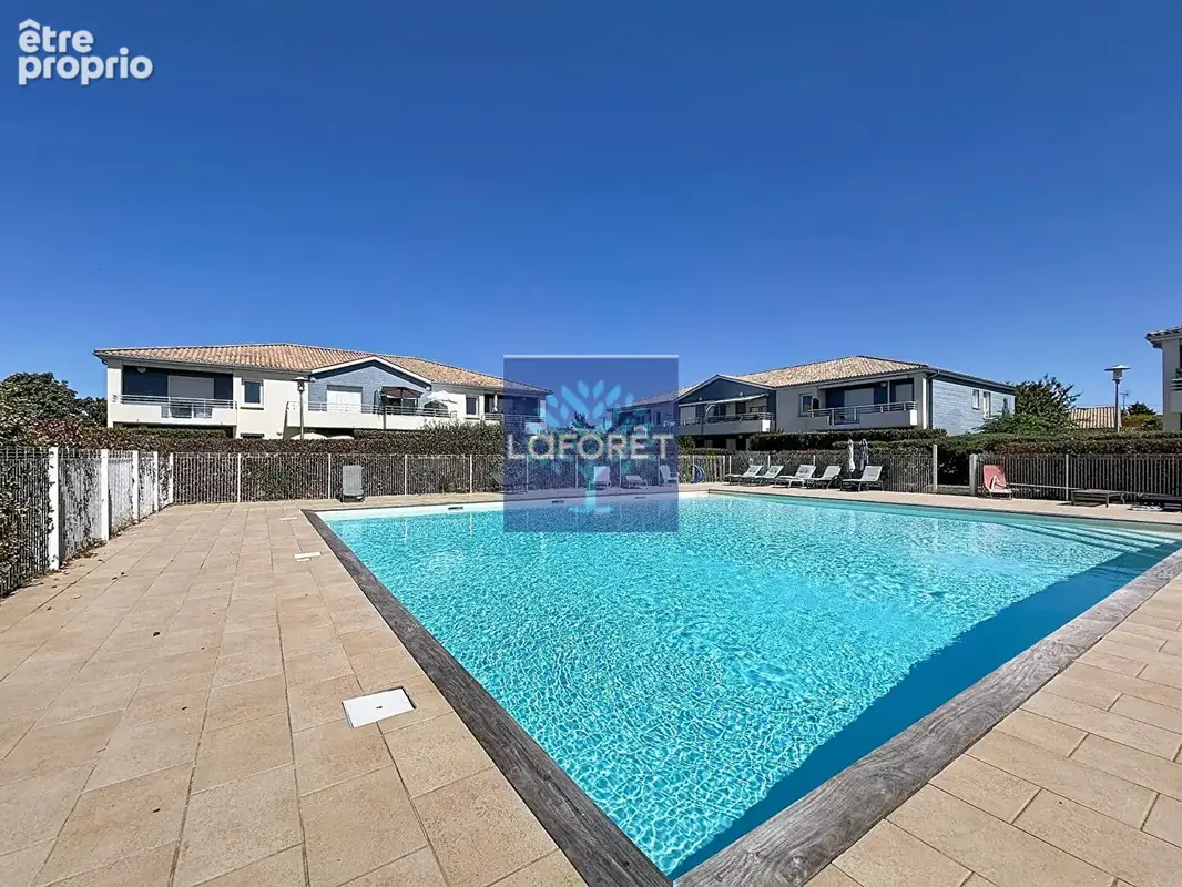CLAVETTE -T4 lumineux avec jardin privatif, piscine et 2 stationnements - photo 3