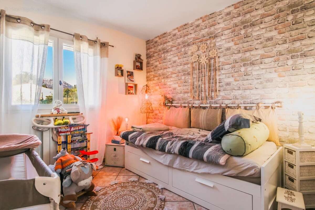 Maison à SAINT-MARTIN-DU-VAR