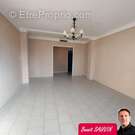 Appartement à MARSEILLE-4E