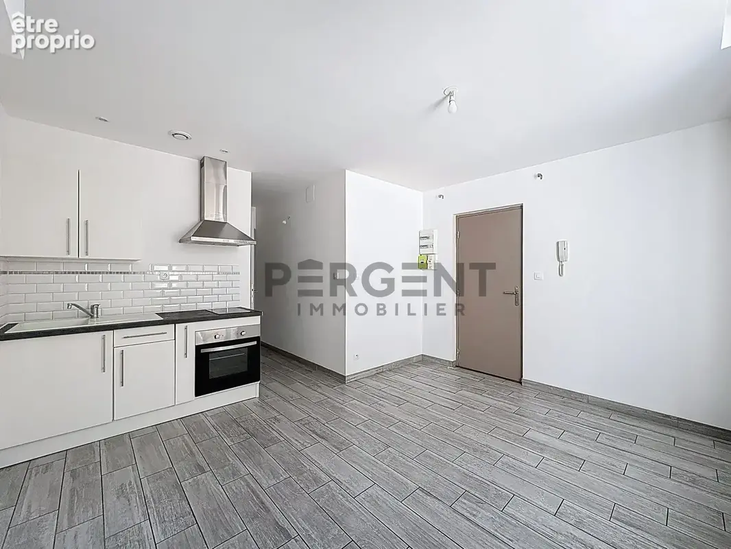 Appartement à CHARLEVILLE-MEZIERES
