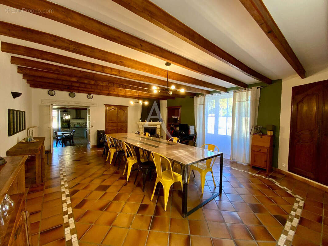 Maison à MIRAMBEAU