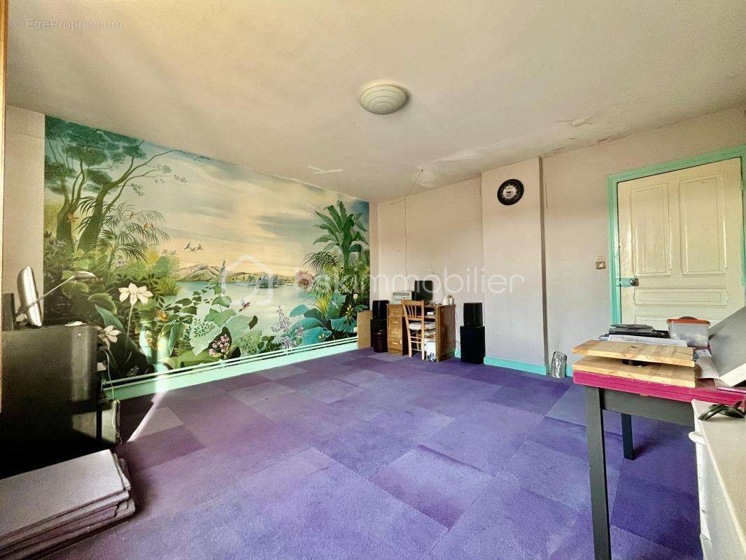 Maison à CLERMONT-EN-ARGONNE