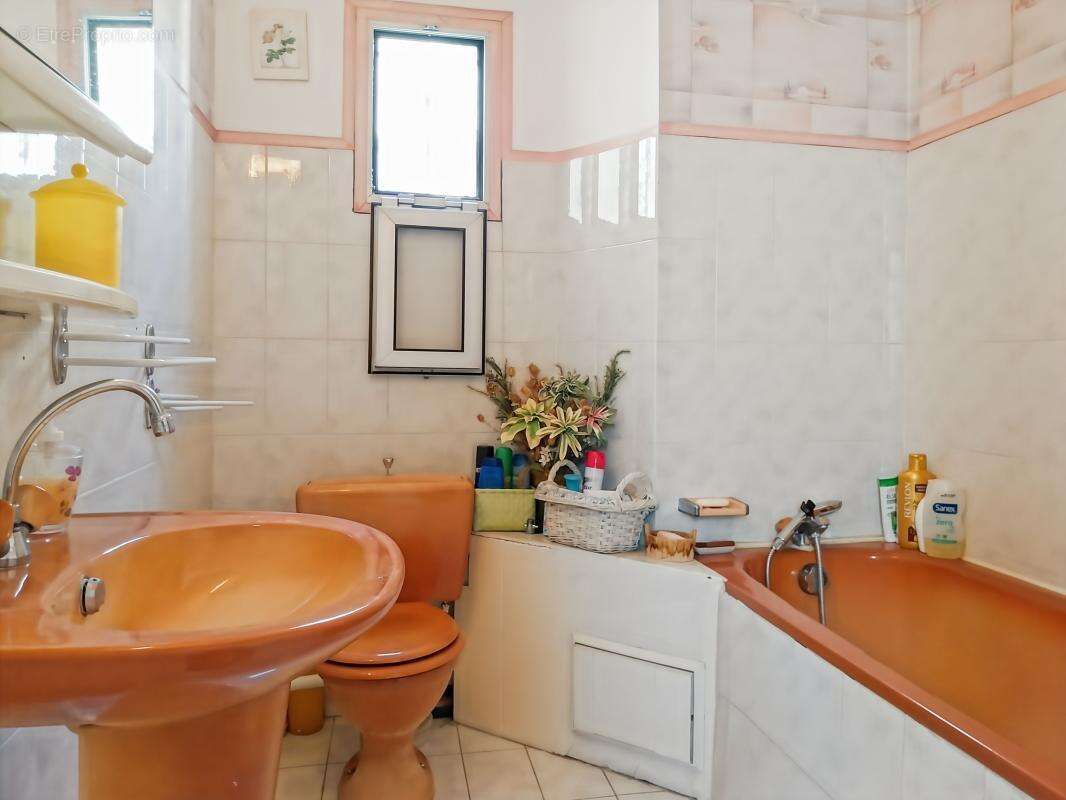 Vente appartement duplex à Marseillan à proximité immédiate de toutes les commodités - photo 11