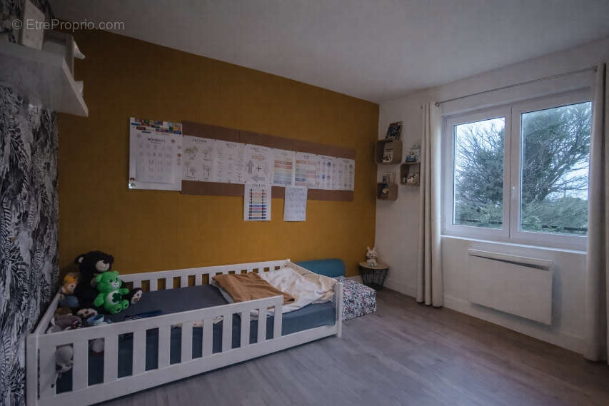 Maison à PLOUGUERNEAU