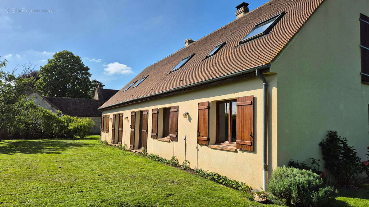 Maison à MONTFORT-L'AMAURY
