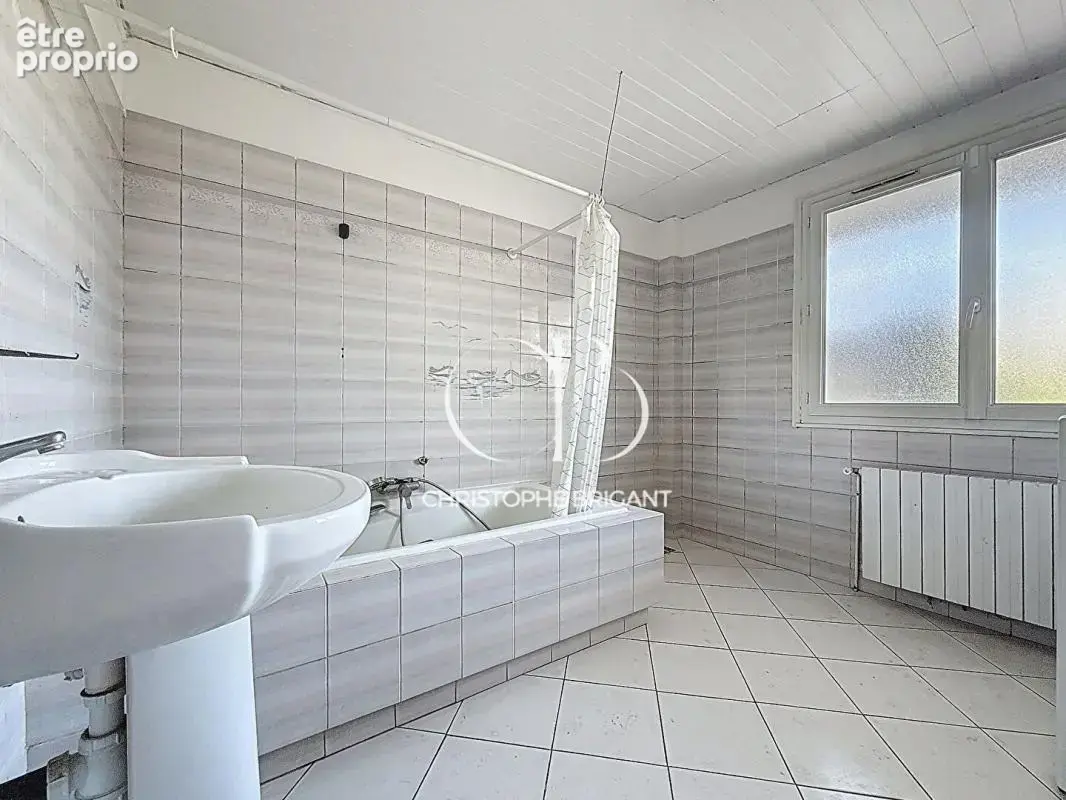 Maison Villejuif 10 pièce(s) 240 m2 - photo 8