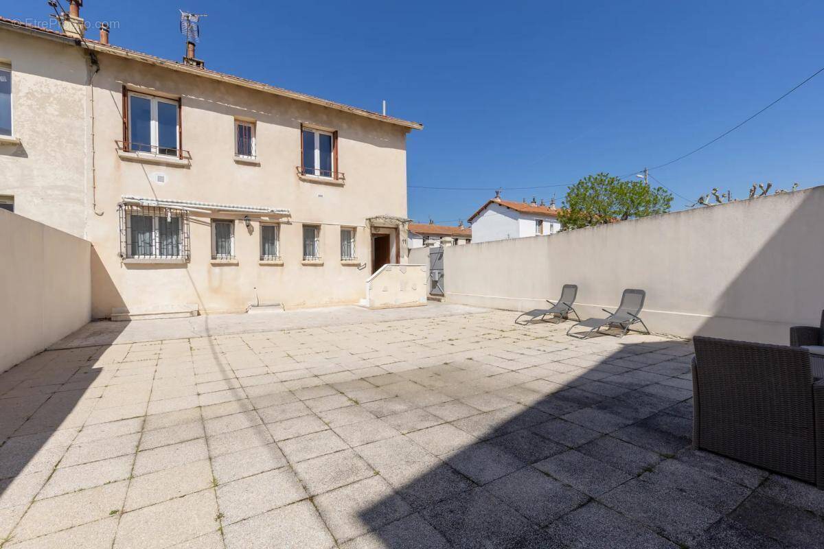 Appartement à MARSEILLE-13E