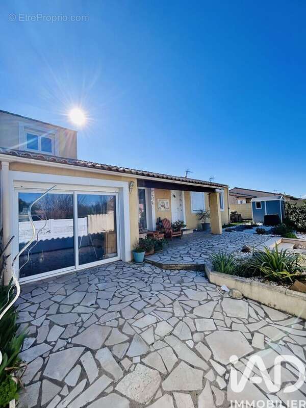 Photo 2 - Maison à FLEURY