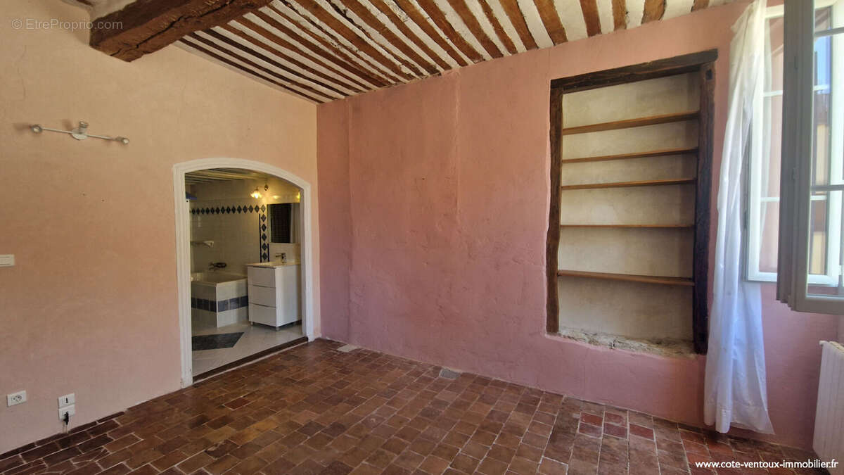Maison à MALAUCENE