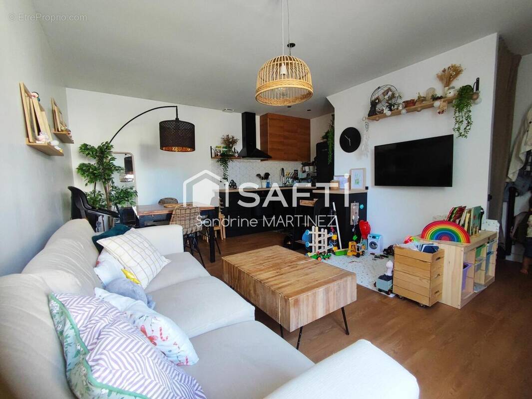 Photo 1 - Appartement à BORNEL