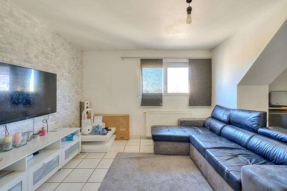 Appartement à VIRY-CHATILLON